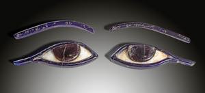 AEGYPTIACA   Ein Paar Augen mit Augenbrauen. ... 
