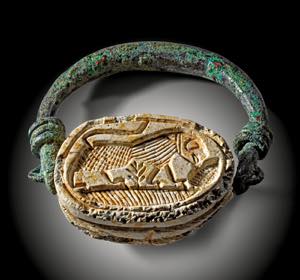 AEGYPTIACA   Bronzering. Skarabaeus aus ... 