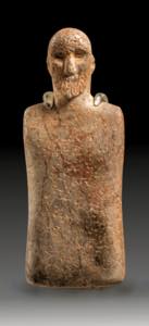 Mumienhaftes flaches Idol. Grauer Stein, ... 