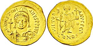 JUSTINIANUS I. 527-565, Solidus. Behelmte ... 