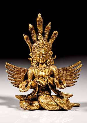 Statue der geflügelten Naga Kanya mit ... 