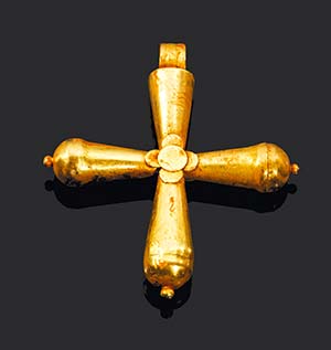 Goldener Kreuzanhänger. Kolbenförmige ... 
