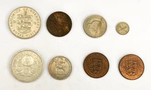 Elizabeth II (1952-Present) Lot of 8 coins. ... 