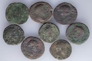 A lot containing 8 coins from the High Roman ... 