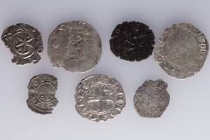 A lot containing 7 silver feudal coins. ... 