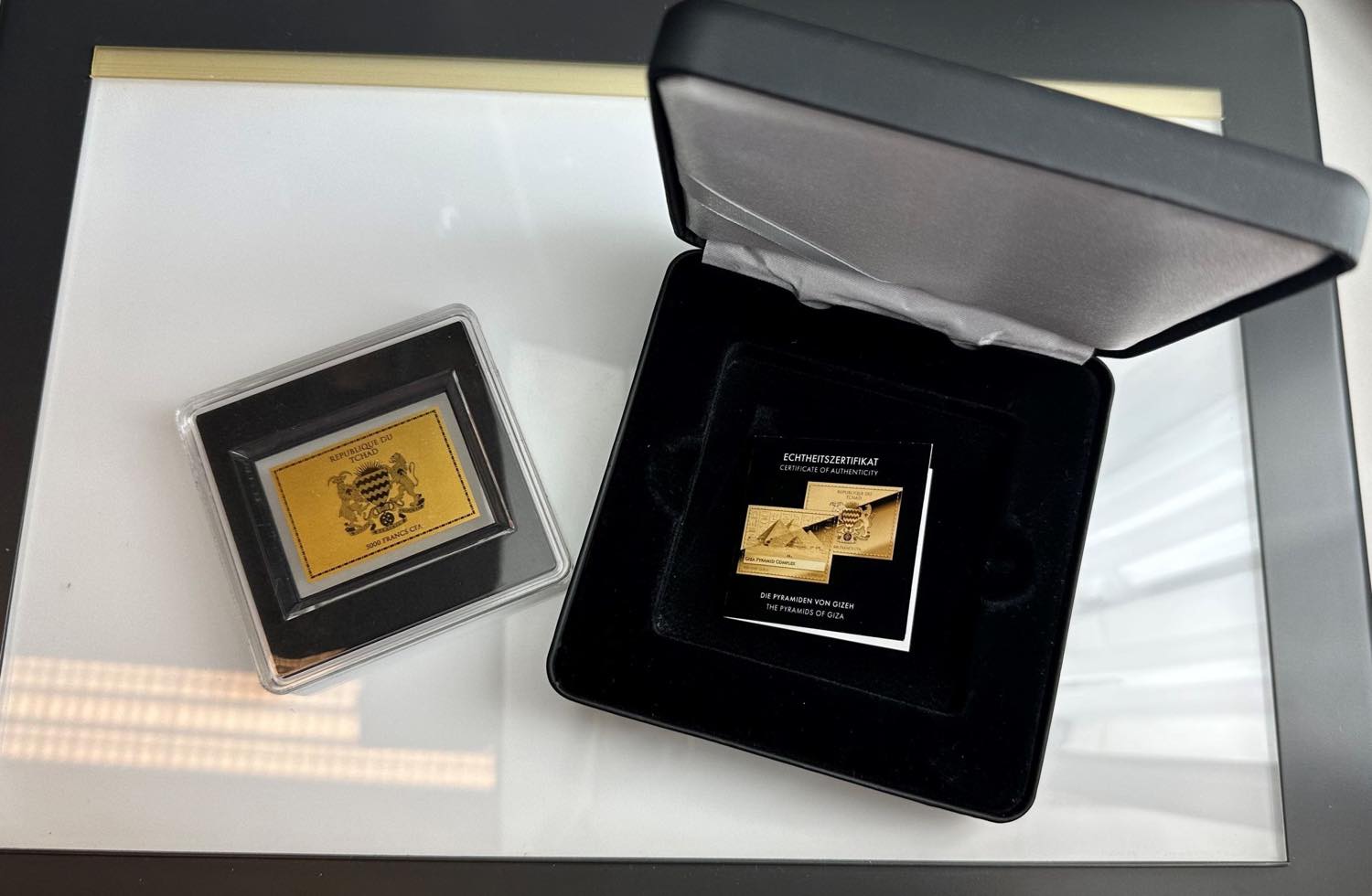 5.000 Francs 30 x 42 mm. 1/200 oz. Gold .999. ... - Erwin Dietrich AG  Numismatic Auctions