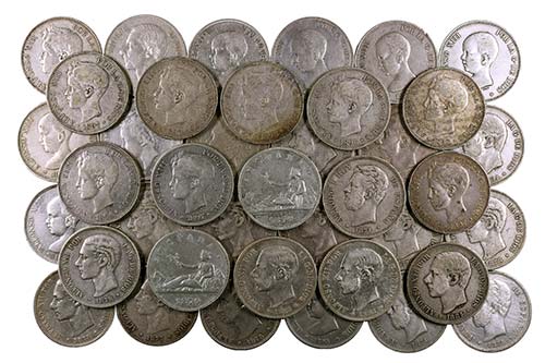 1870 a 1898. 5 pesetas. Lote de 60 ... 