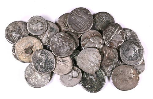 Lote de 25 denarios republicanos, ... 