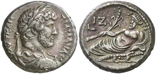 (132-133 d.C.). Adriano. ... 