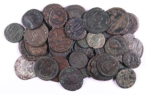 Monedas romanas. Lote de 44 ... 