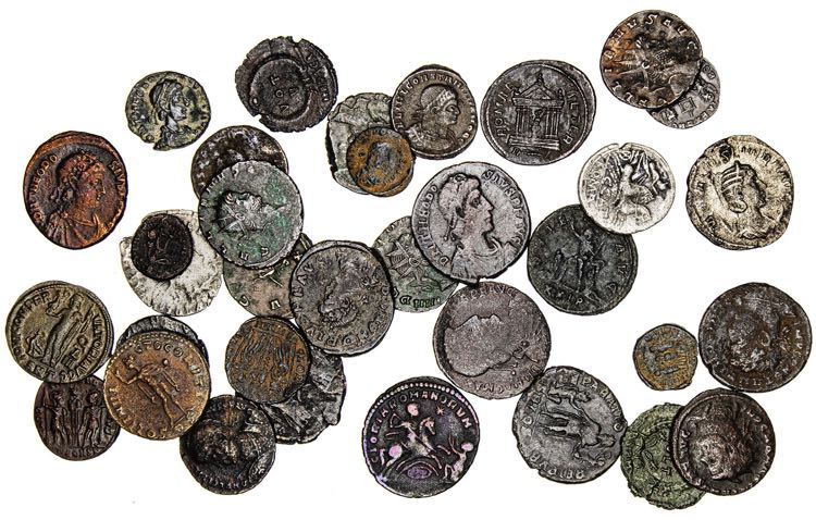 Lote de 33 monedas del Bajo ... 