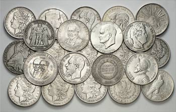 s. XIX-XX. Lote de 28 monedas de diferentes ... 