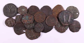Lote de 18 monedas en bronce, de distintos ... 