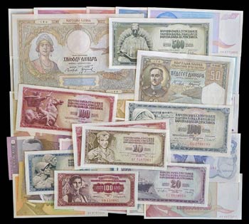 Yugoslavia. 53 billetes de diversos valores ... 