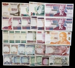 Turquía. 30 billetes de distintos valores y ... 