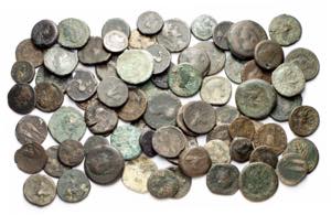 Lote de aproximadamente 260 monedas romanas ... 