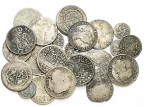 Lote de 24 monedas en plata, desde los Reyes ... 