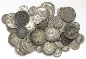 Lote de 49 monedas en plata de Isabel II. A ... 