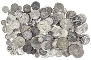 Lote de 170 monedas aproximadamente en plata ... 