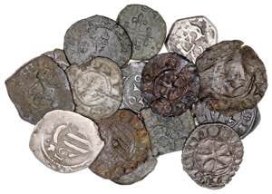 Lote conjunto de 16 monedas medievales, la ... 