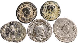 Lote formado por: 2 denarios de cobre y 3 ... 
