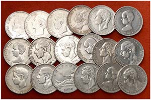 1870 a 1898. Lote de 45 monedas de 5 ... 
