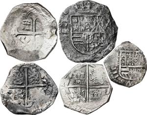 2, 4 (tres) y 8 reales. Lote de 5 monedas ... 