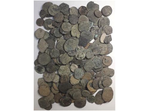 Lots - Lote alrededor 200 monedas. ... 