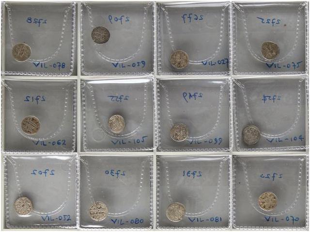 The Almoravids - Lote 12 monedas ... 