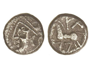 GREEK COINS Denario. 80-50 a.C. ... 