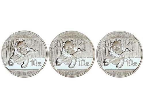 China - Lote 3 monedas 10 Yuan. ... 