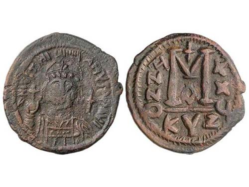 Follis. (527-565). JUSTINIANO I. ... 