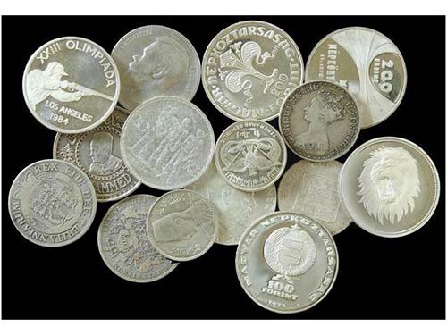 Lote 15 monedas. 1817 a 1984. ... 