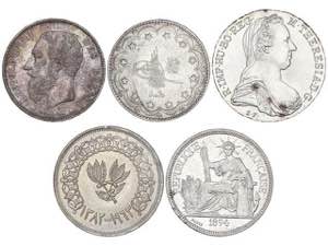 Lote 5 monedas tamaño duro. Siglos XIX-XX. ... 