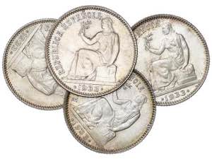 Lote 4 monedas 1 Peseta. 1933 (*3-4). AR. A ... 