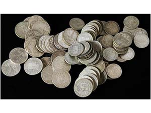 Lote 103 monedas 1 (67) y 2 Pesetas (36). ... 