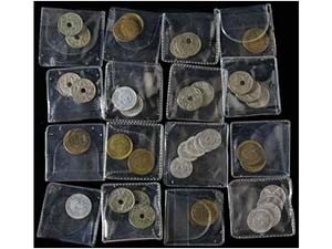 Lote 35 monedas 10 (5), 50 Céntimos (21) y ... 