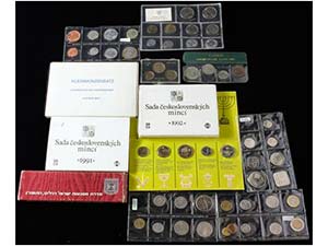 World Lots and Collections - Lote de tiras y ... 
