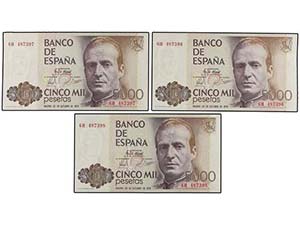 Juan Carlos I - Lote 3 billetes 5.000 ... 