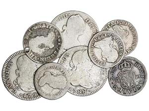 Lote 8 monedas 1/2 (5) y 1 Real (3). CARLOS ... 