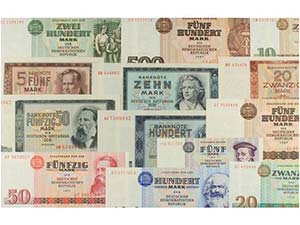 WORLD BANK NOTES - Serie 13 billetes 5 a 500 ... 