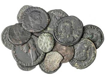 Roman Coins - Lote 16 Cobres. AE. Contiene ... 