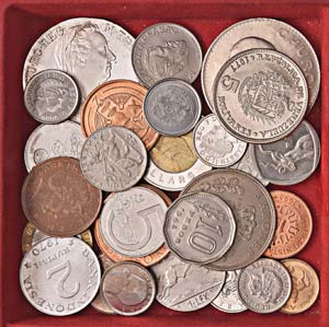 LOTTI - Estere  VARIE - Lotto di 28 monete
