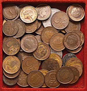 LOTTI - Estere  OLANDA - Lotto di 53 monete