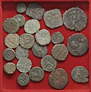 LOTTI - Bizantine  Lotto di 23 monete