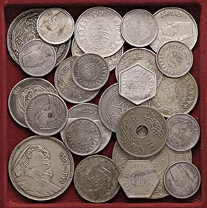 LOTTI - Estere  EGITTO - Lotto di 25 monete