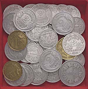 LOTTI - Estere  FRANCIA - Lotto di 32 monete