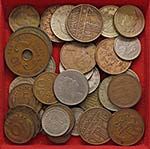 LOTTI - Estere  VARIE - Lotto di 74 monete