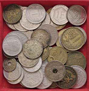 LOTTI - Estere  FRANCIA - Lotto di 42 monete