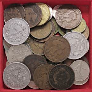 LOTTI - Estere  FRANCIA - Lotto di 115 monete